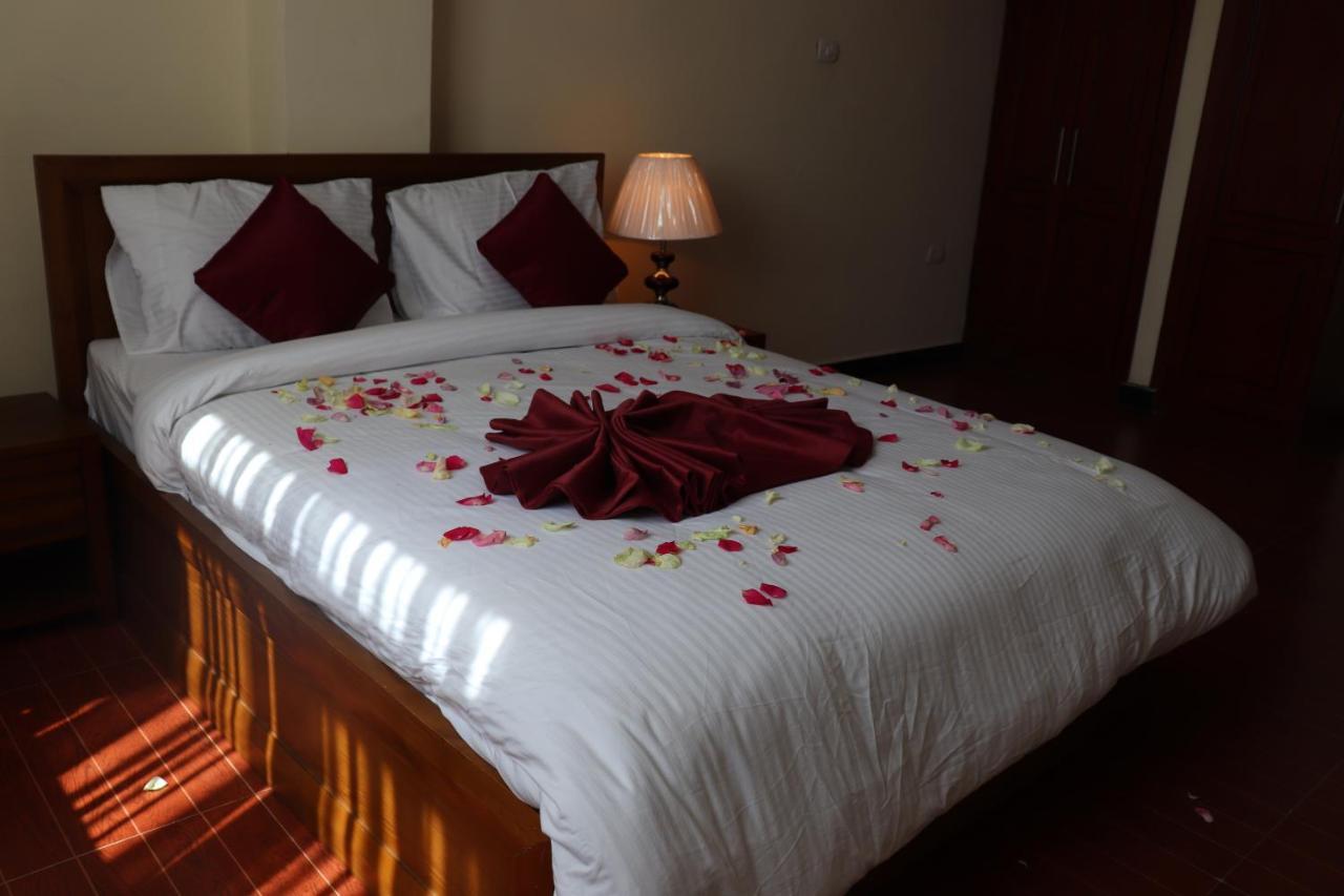 Bruhway Hotel Аддис-Абеба Экстерьер фото