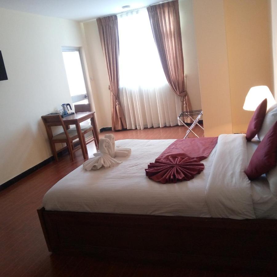 Bruhway Hotel Аддис-Абеба Экстерьер фото