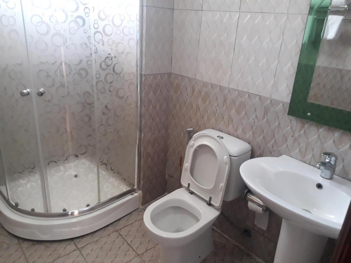 Bruhway Hotel Аддис-Абеба Экстерьер фото